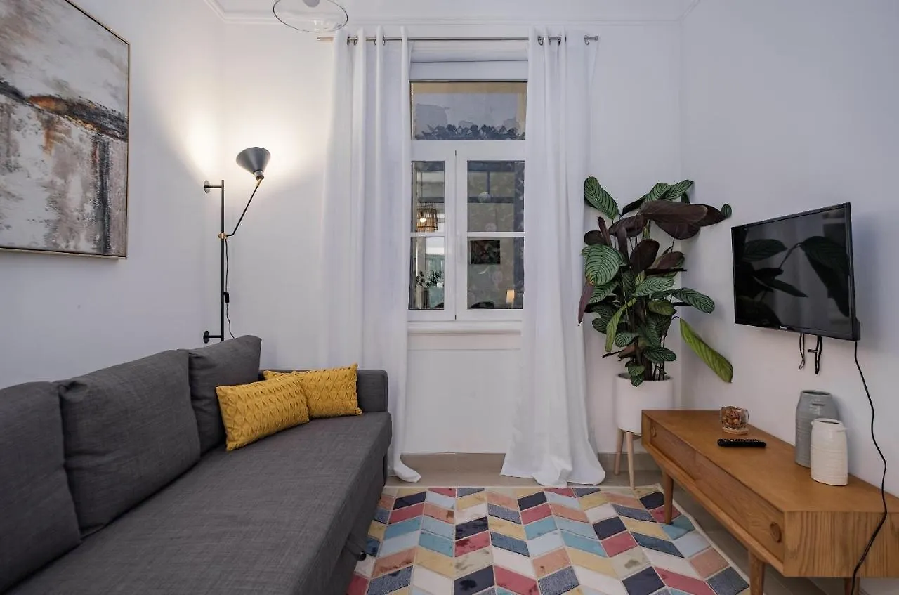 New! Unique 1 Bedroom Apartment- Santa Catarina 42 Lisbon