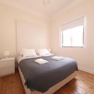  Apartment New! Cozy In The Center