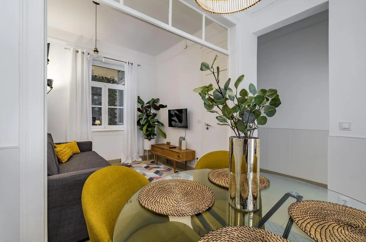 New! Unique 1 Bedroom Apartment- Santa Catarina 42 Lissabon Portugal