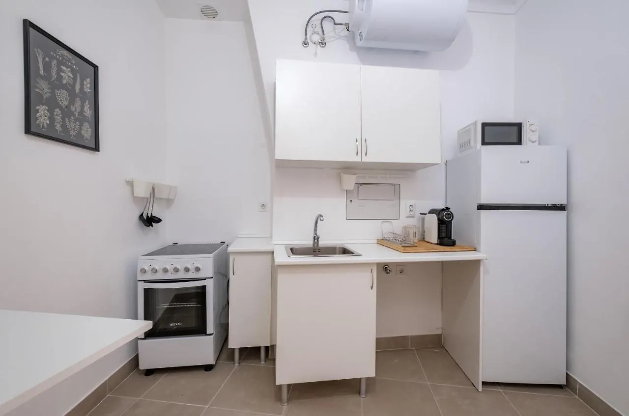 New! Unique 1 Bedroom Apartment- Santa Catarina 42 Lissabon